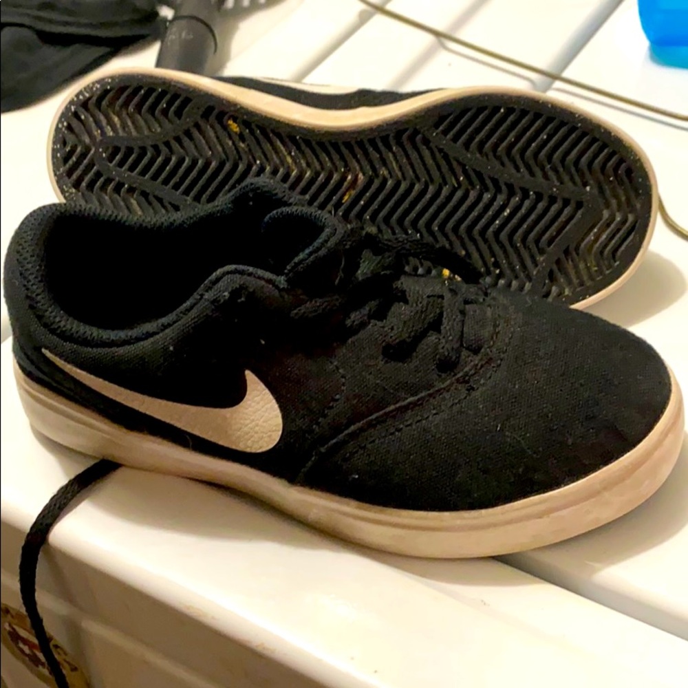 Nike toddler 12c
